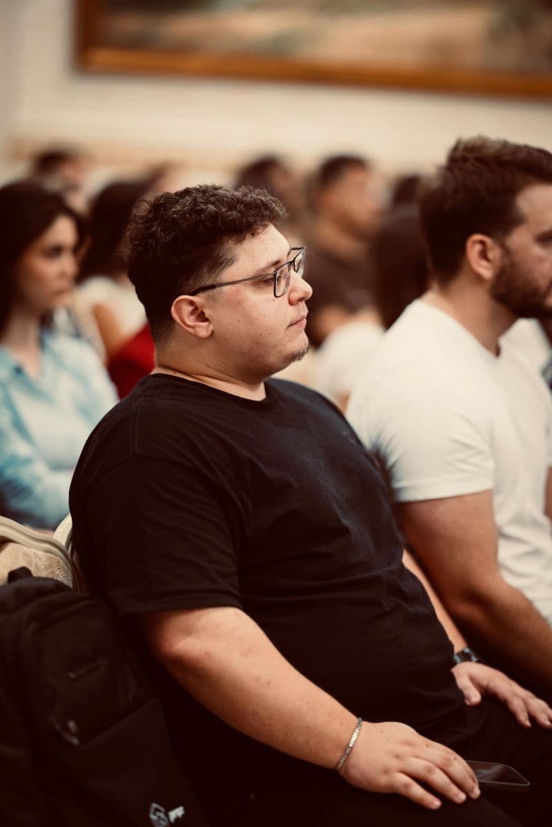 Portrait of Arlind Minushi, Senior Software Engineer